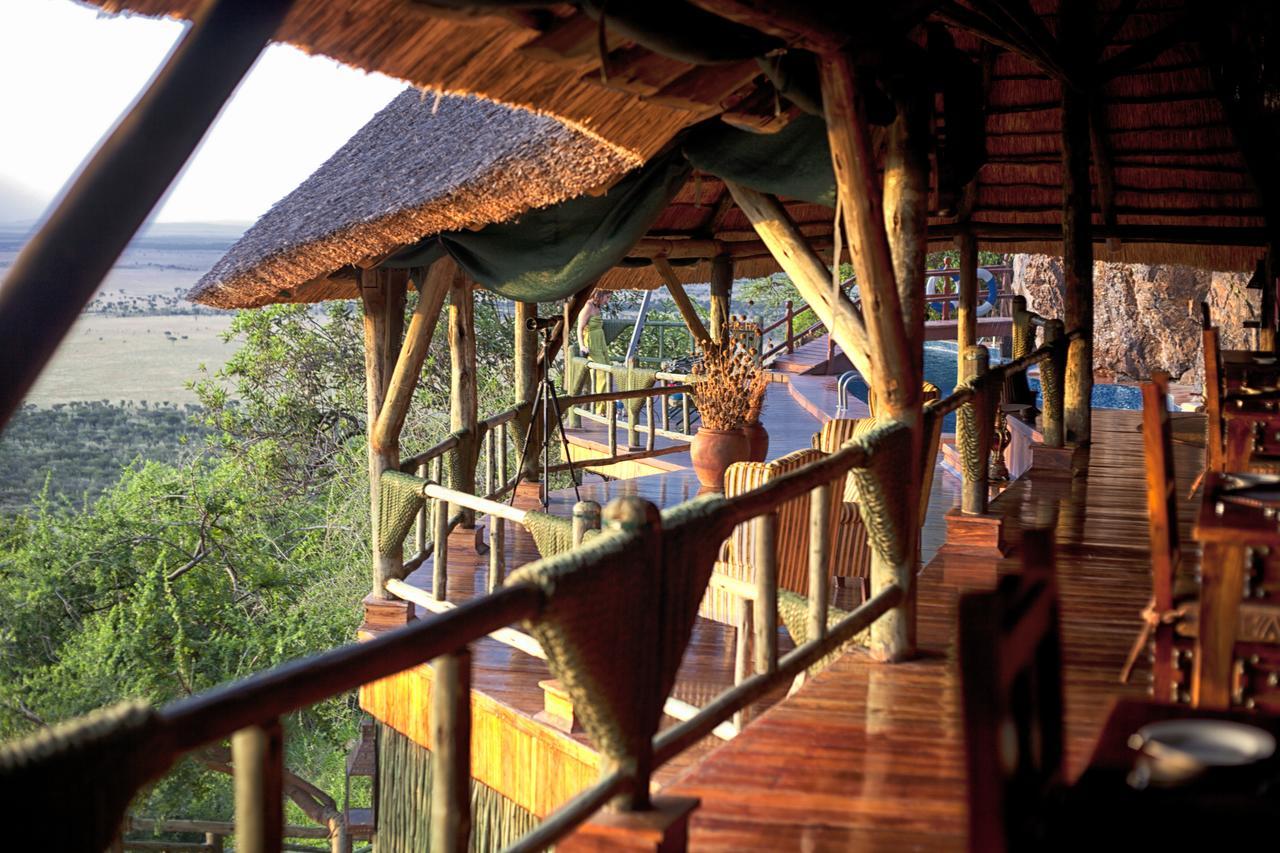 Mbali Mbali Soroi Serengeti Lodge Banagi Buitenkant foto