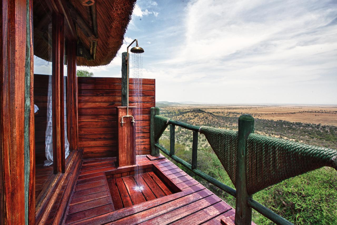 Mbali Mbali Soroi Serengeti Lodge Banagi Buitenkant foto