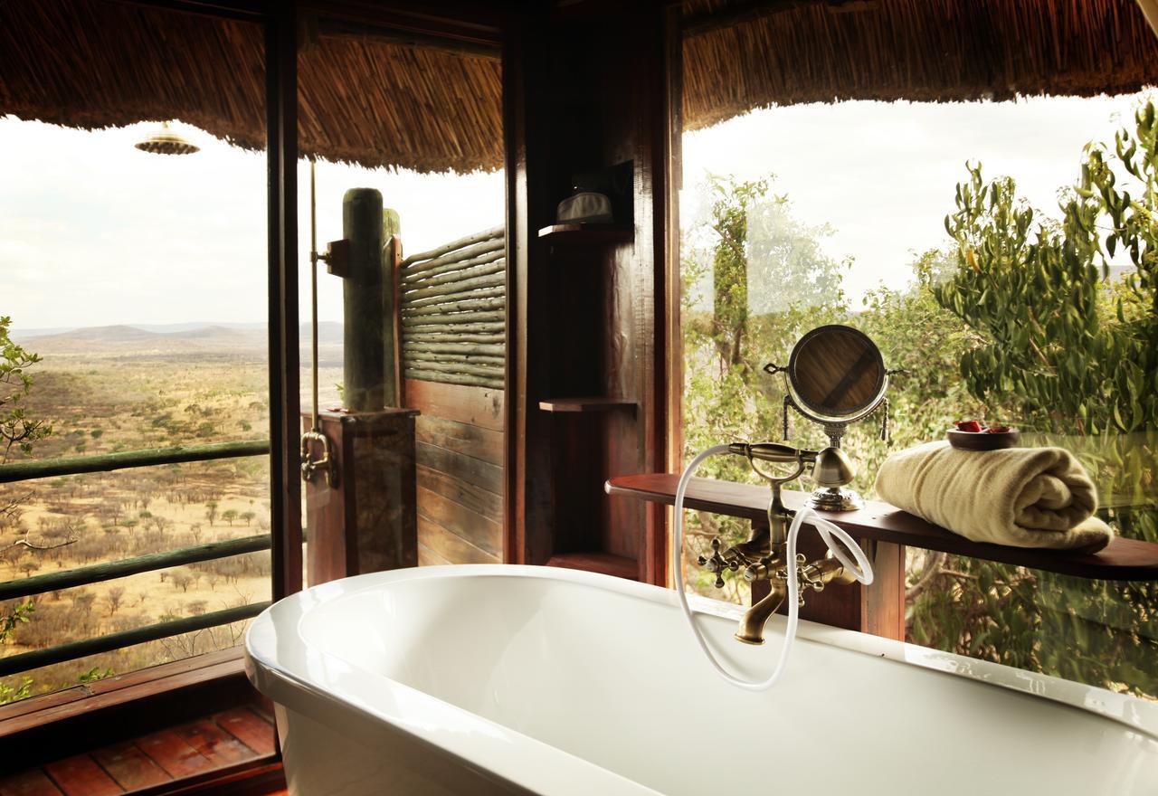 Mbali Mbali Soroi Serengeti Lodge Banagi Buitenkant foto