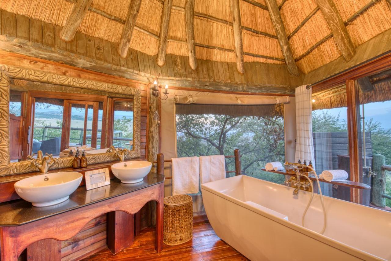 Mbali Mbali Soroi Serengeti Lodge Banagi Buitenkant foto