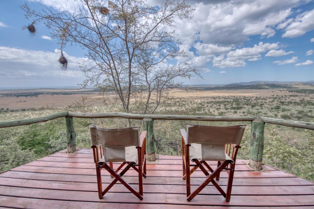 Mbali Mbali Soroi Serengeti Lodge Banagi Buitenkant foto